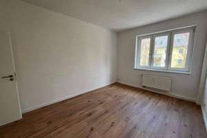 Moderne 3-Zimmer-Wohnung zum Mieten in Zwickau, Pölbitz – Heinrich-Heine-Straße 63, 8058 Nordvorstadt, Zwickau – Vorschaubild 4