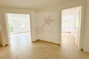 IMMOBILIEN SCHNEIDER - wunderschöne 3 Zi.-EG-Maisonette-Garten-Whg. zzgl. Hobbyraum und 2 Bädern – Die vollständige Adresse der Immobilie erhältst du vom Anbieter., 81825 Waldtrudering, München – Vorschaubild 13