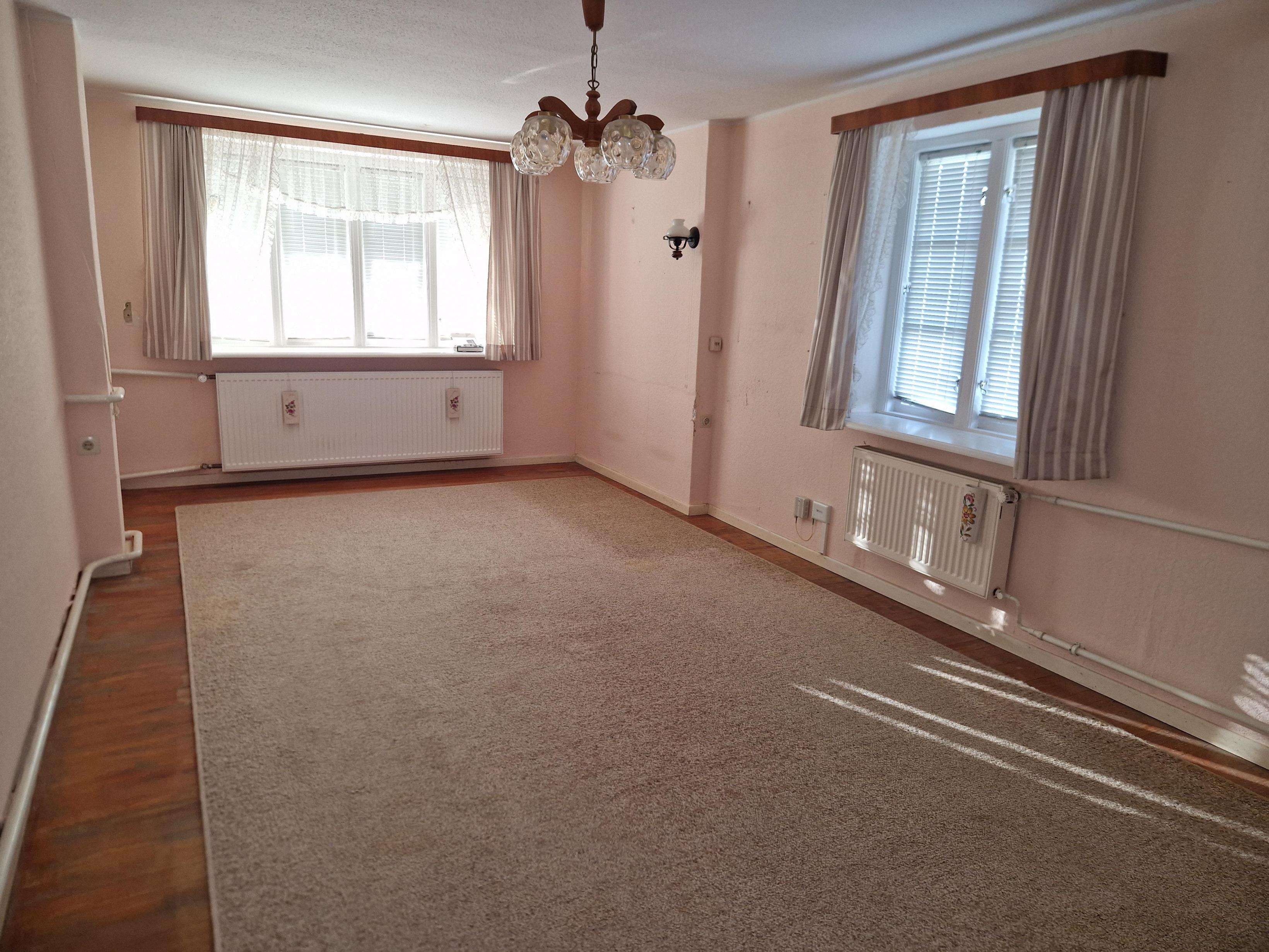 Immobilie in Mildstedt - Charmantes Reetdachhaus in zentraler Lage Mildstedts - Bild 0