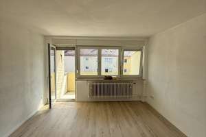 Frisch saniert, ruhig, grün: 3-Zimmer-Wohnung in Maxfeld sucht neue Bewohner – Attinghausenstraße 15, 90409 Maxfeld, Nürnberg – Vorschaubild 13