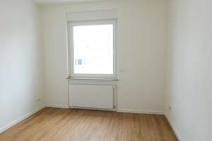 Zentrale 3ZKB mit Balkon und Garten in der Südstadt – Widukindstraße 4, 33098 Kernstadt, Paderborn – Vorschaubild 3