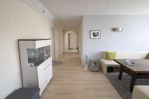 Luftige & sonnige 3-4‑Zimmer‑Whg im 6. OG – oberste Etage, niemand über Ihnen, wunderschöner Blick – Die vollständige Adresse der Immobilie erhältst du vom Anbieter., 70499 Giebel, Stuttgart – Vorschaubild 4