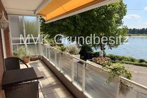 Seltene Gelegenheit: Zwei Wohnungen im Paket mit direkter Rheinlage und eigenem Garten!