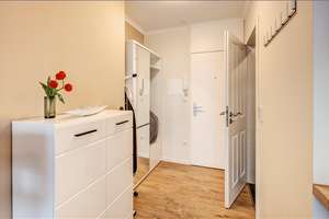 Möbliert: Arabellapark: Schöne 1-Zimmer-Wohnung zur Miete – Die vollständige Adresse der Immobilie erhältst du vom Anbieter., 81925 Parkstadt, München – Vorschaubild 6
