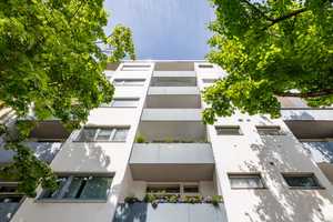 City Nest – Gemütliches Stadt-Apartment mit Südbalkon zwischen Ludwigkirchplatz und Preußenpark – Berlin – Vorschaubild 9