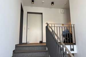 Moderne 2-Zimmer-Wohnung mit Balkon in Top-Lage in Regensburg-Dörnberg – Die vollständige Adresse der Immobilie erhältst du vom Anbieter., 93049 Westenviertel, Regensburg – Vorschaubild 9