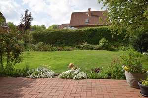 Wunderschönes, sehr gepflegtes Einfamilienhaus mit liebevoll angelegtem Garten... – Die vollständige Adresse der Immobilie erhältst du vom Anbieter., 38350 Helmstedt – Vorschaubild 8