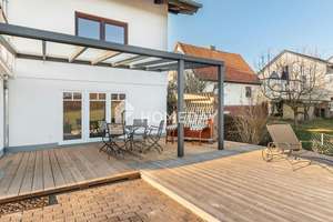 Modernisiertes Dreifamilienhaus mit 358 m², 16,5 kWp PV & traumhafter Süd-Terrasse mit Fernblick – Die vollständige Adresse der Immobilie erhältst du vom Anbieter., 36148 Kalbach – Vorschaubild 4
