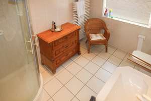 4 Zimmer Architektenhaus mit Kamin, Garten, Terrasse, Pkw-Stellplatz in Hondelage, Sackgassenlage – Die vollständige Adresse der Immobilie erhältst du vom Anbieter., 38108 Hondelage, Braunschweig – Vorschaubild 12