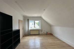 Großzügige 4-Zimmer-Wohnung in ruhiger Wohnlage in Jöllenbeck – Die vollständige Adresse der Immobilie erhältst du vom Anbieter., 33739 Jöllenbeck, Bielefeld – Vorschaubild 7
