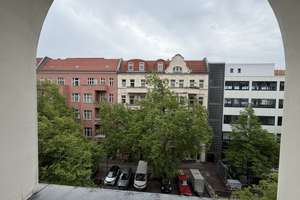 Bezugsfreie Altbauwohnung mit Balkon und Erker in phänomenaler Charlottenburger Lage – Helmholtzstraße 24, 10587 Charlottenburg, Berlin – Vorschaubild 54