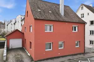 Großzügiges Einfamilienhaus in Zentrumslage von Weingarten – Die vollständige Adresse der Immobilie erhältst du vom Anbieter., 88250 Weingarten – Vorschaubild 2