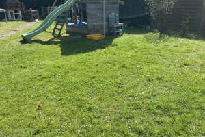 Ohne Maklerprovision: Top renoviertes Reiheneckhaus mit großem Garten und Garage zu verkaufen – Die vollständige Adresse der Immobilie erhältst du vom Anbieter., 72760 Reutlingen-Mitte, Reutlingen – Vorschaubild 5