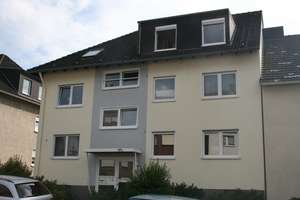 Helle 2,5 Zimmer-Wohnung mit Blick ins Grüne