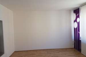 Zentral gelegene, helle 1-Zimmer-Wohnung zwischen Uni, Ohm, Musikhochschule und Wöhrder See – Die vollständige Adresse der Immobilie erhältst du vom Anbieter., 90489 Veilhof, Nürnberg – Vorschaubild 3