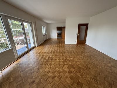 Charmante 4-Zimmerwohnung mit Balkon und Garage