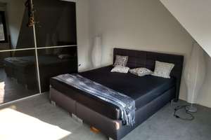 Schöne helle Dachgeschosswohnung über 2 Ebenen in ruhigem 2 Familienhaus !! – Hensgesweider Weg  72, 41069 Holt, Mönchengladbach – Vorschaubild 9