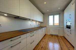 4 Zimmerwohnung mit Balkon und Einbauküche in Gohlis