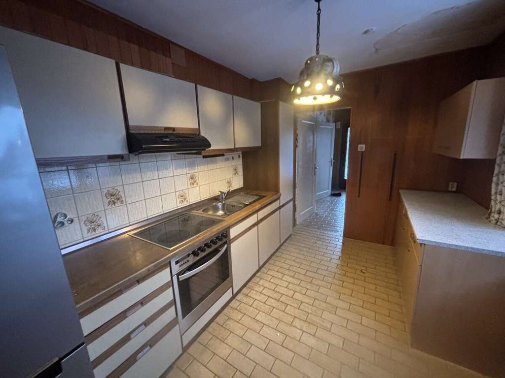 Immobilie in Neumünster - Sanierungsbedürftiges Einfamilienhaus in bester Lage in Tungendorf zu verkaufen! - Bild 4