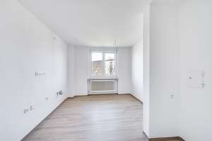 AIGNER - Sehr gepflegtes Dreifamilienhaus mit Entwicklungspotenzial – Die vollständige Adresse der Immobilie erhältst du vom Anbieter., 85716 Unterschleißheim – Vorschaubild 5