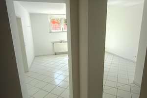 Helle 2-Zimmer-Souterrain-Wohnung mit Einbauküche in Griesheim – Die vollständige Adresse der Immobilie erhältst du vom Anbieter., 64347 Griesheim – Vorschaubild 4