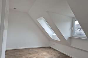 Penthouse 4,5 Zimmer mit Option für Einliegerwohnung (Vermietung / Kinder / Pflege) – Heimgartenstraße 11, 82110 Germering – Vorschaubild 10