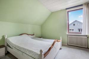 Doppelhaushälfte in Kiel-Ellerbek mit vielen Gestaltungsmöglichkeiten – Die vollständige Adresse der Immobilie erhältst du vom Anbieter., 24148 Ellerbek, Kiel – Vorschaubild 11