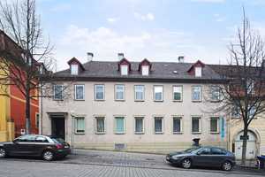 Perfekte Lage am Schloss: -- sanierungsbedürftiges, historisches Stadthaus mit enormem Potenzial – Ludwigsburg (Kreis) – Vorschaubild 3