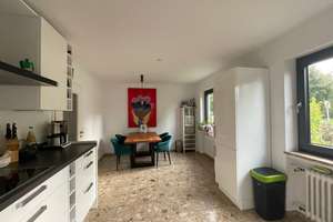 Modernisierte DHH in absoluter Top-Lage/ Garten & Balkon/ Ubahn Nähe – Die vollständige Adresse der Immobilie erhältst du vom Anbieter., 81477 Obersendling, München – Vorschaubild 4