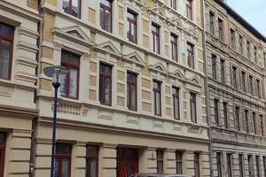 2 Zimmer Wohnung mit Balkon, Laminat & Einbauküche zu vermieten – Gaertnerstraße 1c, 39104 Buckau, Magdeburg – Vorschaubild 1