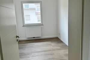Kernsanierte 3-Raumwohnung im Essener Südviertel – Gutenbergstraße 63, 45128 Südviertel, Essen – Vorschaubild 11
