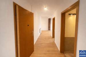 Großzügige 3 Zimmer Dachgeschoss Wohnung mit Balkon in Ludwigshafen- Mundenheim zu vermieten – 67061 Süd, Ludwigshafen am Rhein – Vorschaubild 3