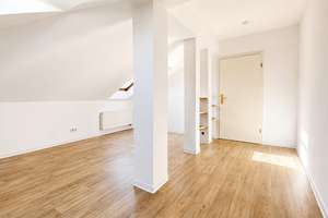 Großzügige Eigentumswohnung mit privater Dachterrasse in ruhiger Lage von Dresden-Plauen – Die vollständige Adresse der Immobilie erhältst du vom Anbieter., 1187 Plauen (Stadtteil), Dresden – Vorschaubild 4