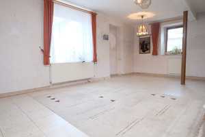 Hofreite mit 7ZKBWC, ehem. Bäckerei, Nebengeb., Scheune, gepfl. Innenhof, 2 Garagen – Kirchstraße 14, 55288 Alzey-Worms (Kreis) – Vorschaubild 5