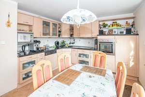 Einfamilienhaus mit gepflegtem Garten, Terrasse und Brunnenwasser-Genuss – Die vollständige Adresse der Immobilie erhältst du vom Anbieter., 93413 Cham – Vorschaubild 25