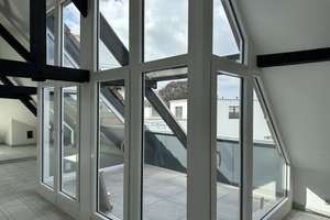 Mitten in der Stadt! Ruhige Dachgeschosswohnung mit kl. Terrasse im  Altbau sucht Individualisten! – Die vollständige Adresse der Immobilie erhältst du vom Anbieter., 47799 Cracau, Krefeld – Vorschaubild 12