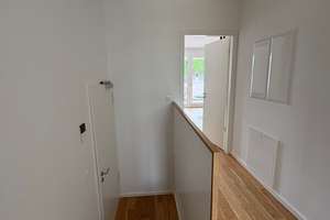 Helles 2-Zimmer-Apartment mit Balkon und Gartenblick in München – Gmunder Str. 16a, 81379 Obersendling, München – Vorschaubild 4