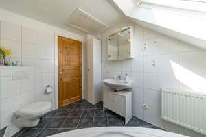 Bezugsfertiges Reihenhaus in Kreyenbrück - Ihr neues Zuhause wartet schon! – Die vollständige Adresse der Immobilie erhältst du vom Anbieter., 26133 Kreyenbrück, Oldenburg (Oldenburg) – Vorschaubild 10