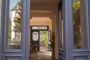 möblierte 2,5-Zimmer-Wohnung in stilvollem Wohnhaus – Bergmannstr. 38, 1309 Striesen-West, Dresden – Vorschaubild 2