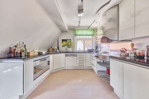 Bestlage Heidelberg-Neuenheim: 5-Zimmer-Maisonette mit Kamin, Loggia & Jugendstilcharme – Die vollständige Adresse der Immobilie erhältst du vom Anbieter., 69120 Handschuhsheim, Heidelberg – Vorschaubild 22