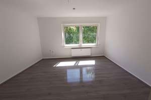 Renovierte, moderne 2-Zimmer Wohnung – Jahnstraße 36, 47119 Laar, Duisburg – Vorschaubild 1