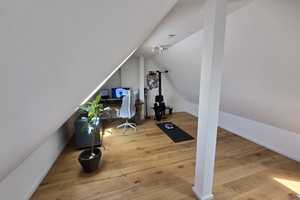 Property thumbnail 9