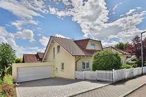 Gepflegtes Einfamilienhaus mit viel Platz für die ganze Familie – Ludwigsburg (Kreis) – Vorschaubild 1