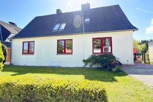 Familienfreundliches Haus mit großem Garten – Die vollständige Adresse der Immobilie erhältst du vom Anbieter., 24145 Gaarden-Süd und Kronsburg, Kiel – Vorschaubild 3
