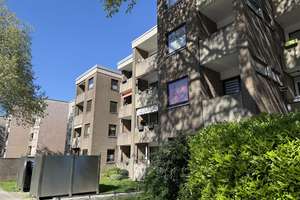 Gepflegte 3,5-Zimmer-Eigentumswohnung mit Balkon und Gartenanteil ! – Steinheimer Str. 5, 45896 Scholven, Gelsenkirchen – Vorschaubild 2