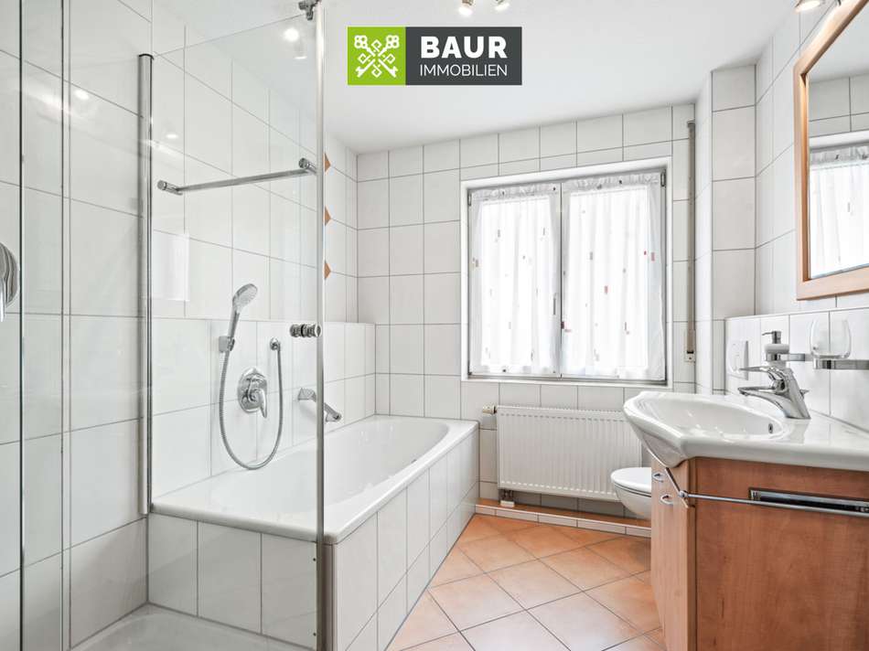 Bad-Dusche