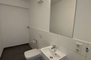 Helle 3-Raum-Wohnung mit Einbauküche, Gäste-WC und Balkon – Friedrichstraße 9, 1067 Friedrichstadt, Dresden – Vorschaubild 7