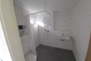 Wohnen am Bach - 1 Zi-Terrassenwohnung, BJ 2023, EBK, teilmöbliert – Höchstetterstraße 20a, 86154 Augsburg – Vorschaubild 7