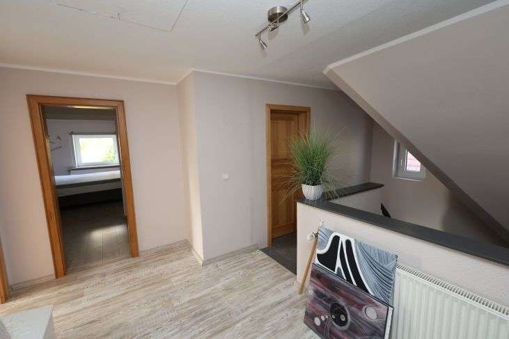 Immobilie in Dörpling - Ehemalige, modernisierte Dorfschule mit Doppelhauskonzept auf idyllischem Grundstück in Dörpling b.  - Bild 28