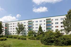 3-Raum-Wohnung mit Balkon und Tageslichtbad am Baggersee – 4349 Thekla, Leipzig – Vorschaubild 1
